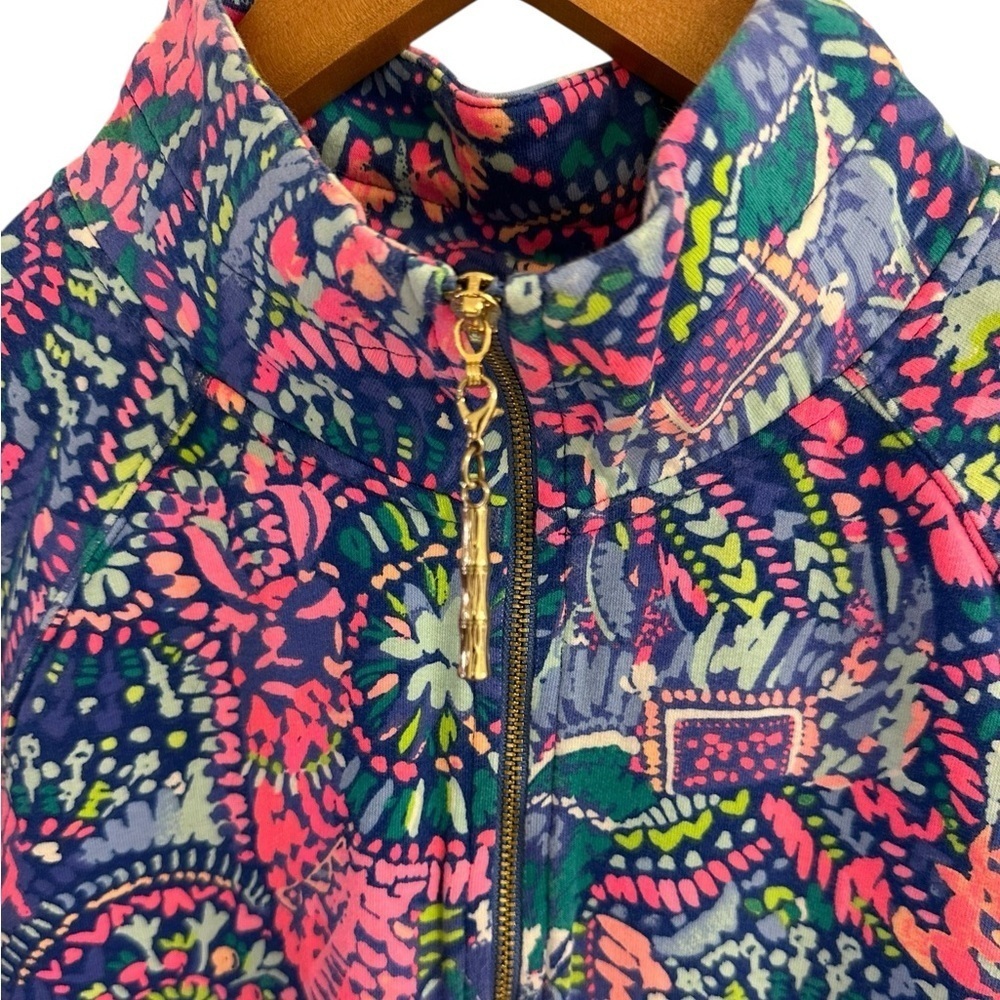 Lilly Pulitzer Pink Blue Multi No Prob Llama Skipper Popover UPF 50+ - Picture 9 of 11